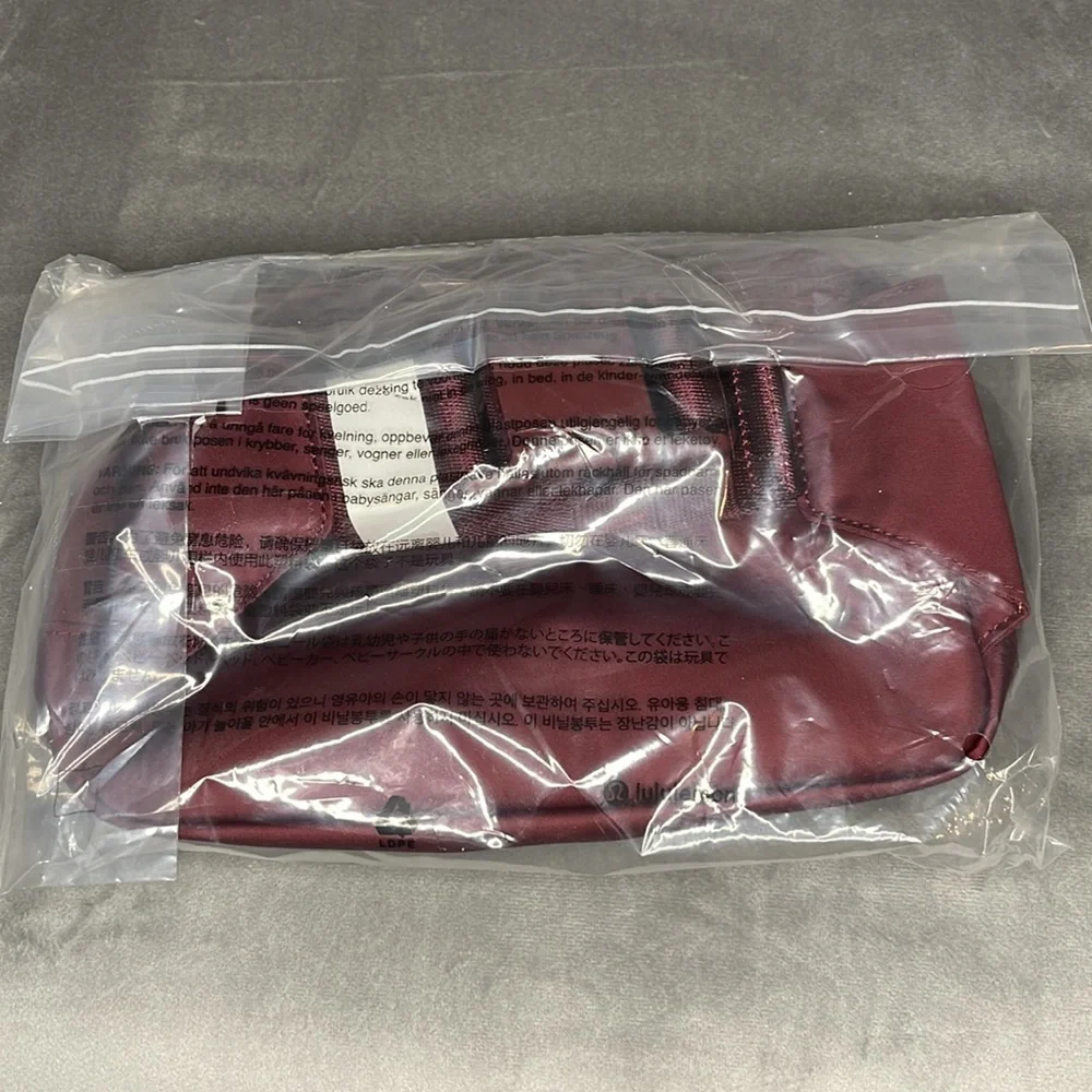 🍋LULULEMON ATHLETICA | Everywhere Belt Bag Large in Red Merlot - Picture 5 of 9
